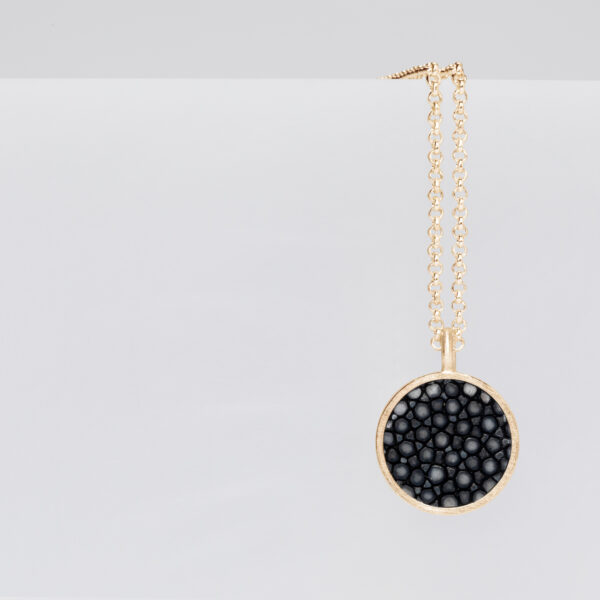 Kette mit Anhänger DOT