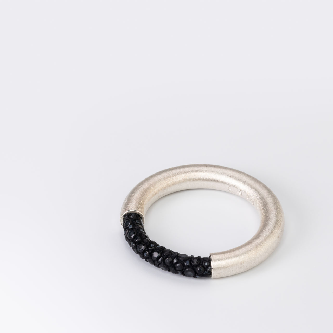 Ring WIRE