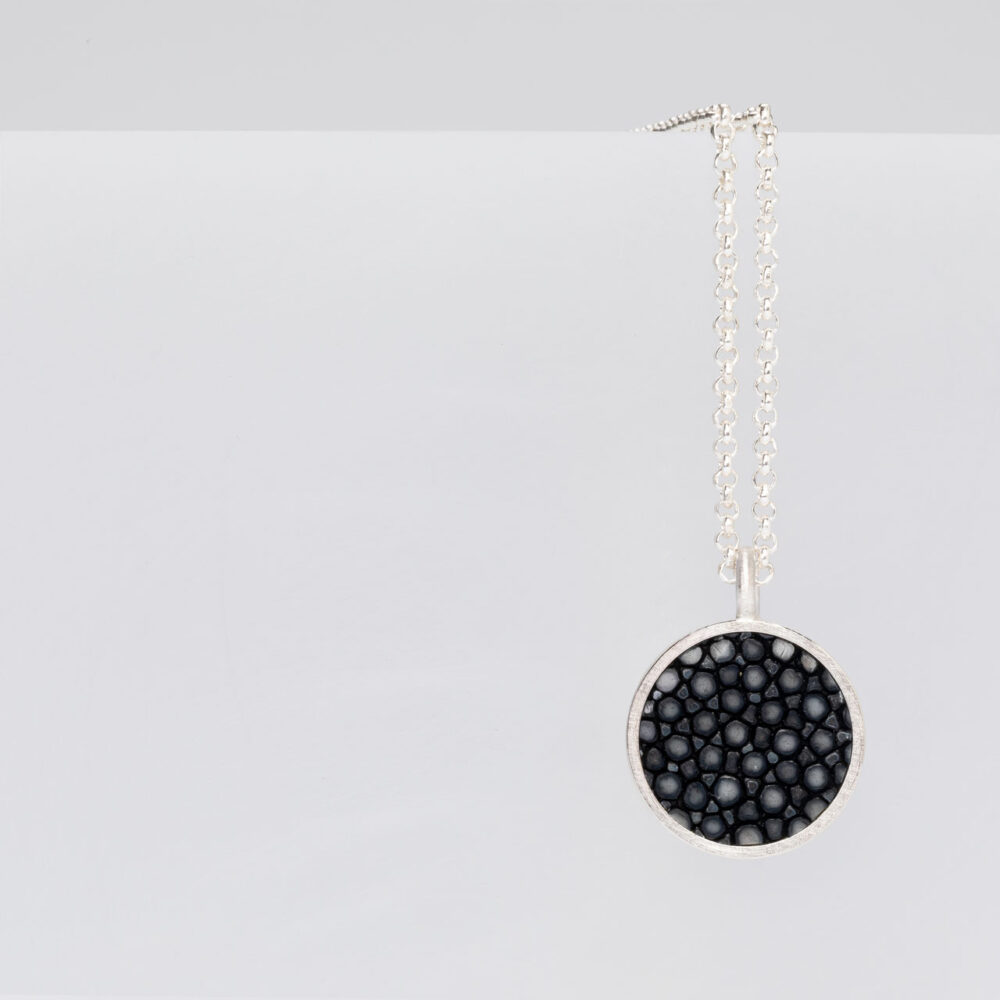 Kette mit Anhänger DOT - Image 2